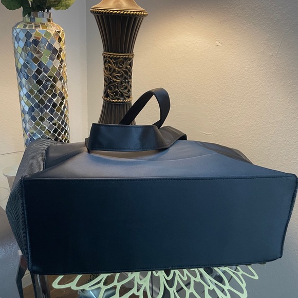 Coach - Picture 8 of 13